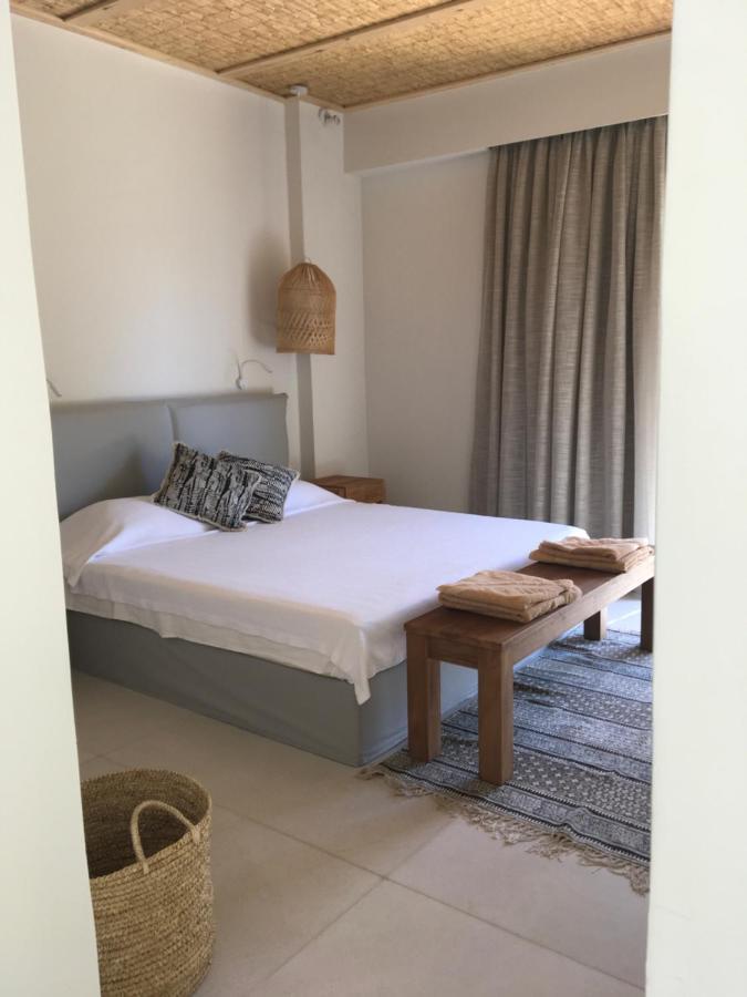 Arion Seaside Suites Paleros Extérieur photo
