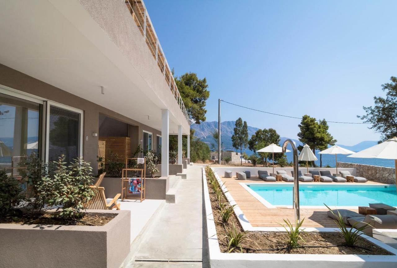 Arion Seaside Suites Paleros Extérieur photo