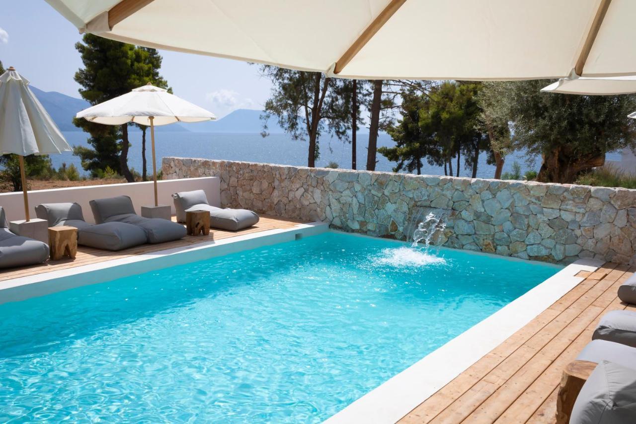 Arion Seaside Suites Paleros Extérieur photo